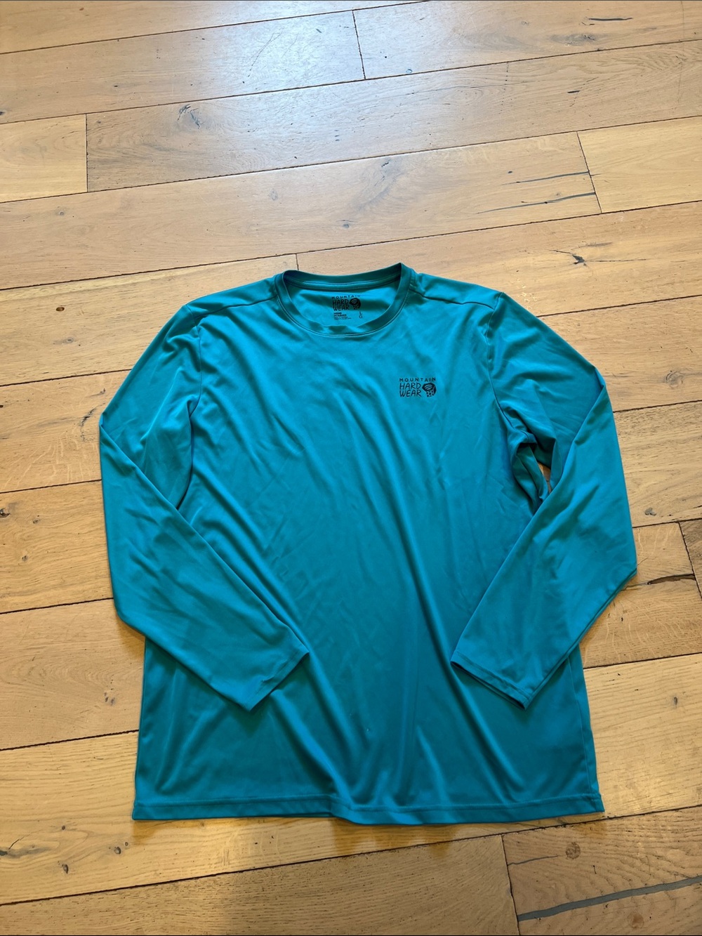 Mountain Hardwear Men's Teal Long-Sleeve Crew